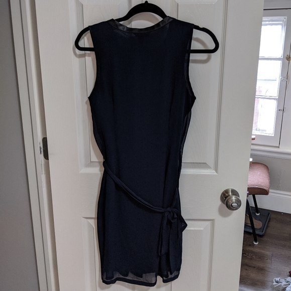 Banana republic office dress - Picture 3 of 5